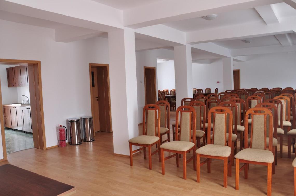 Oras Zlatna Hotel Kültér fotó