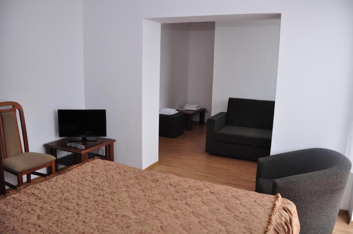 Oras Zlatna Hotel Kültér fotó
